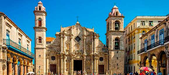 Historia de la Plaza de la Catedral de La Habana
