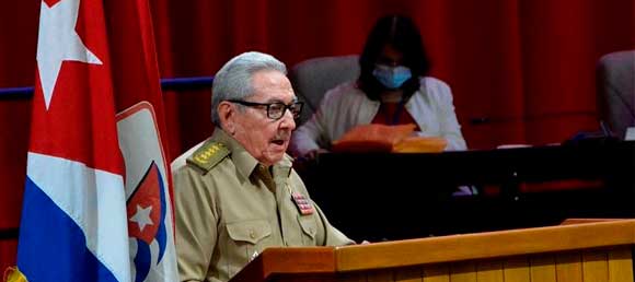 Raúl Castro: “Continuaré militando como un combatiente revolucionario más”