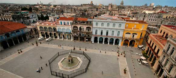 Historias de la Plaza de San Francisco y la Plaza Vieja de La Habana
