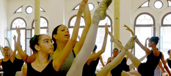 Escuela Nacional de Ballet: 20 años en el Prado capitalino