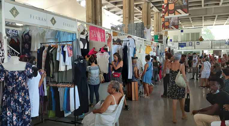 Abre Feria Arte en la Rampa